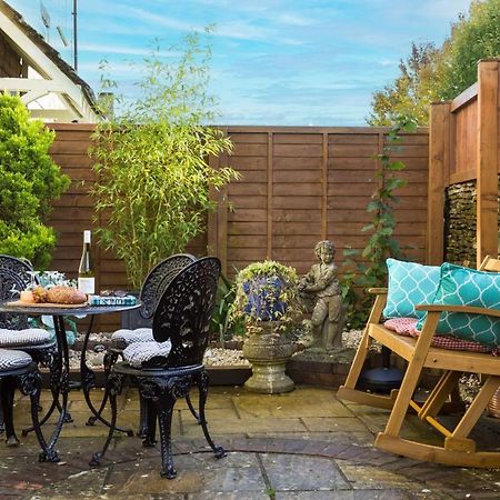 April Cottage Stow-on-the-Wold Екстериор снимка