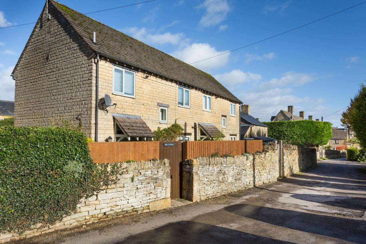 April Cottage Stow-on-the-Wold Екстериор снимка