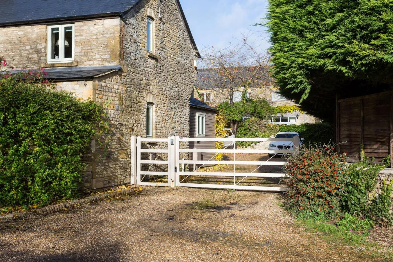 April Cottage Stow-on-the-Wold Екстериор снимка